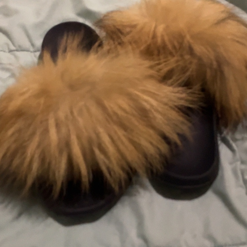 UGG Black and Tan Fur Sandals
